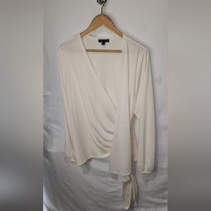 Lane Bryant wrap around blouse. In GOOD CONDITION.